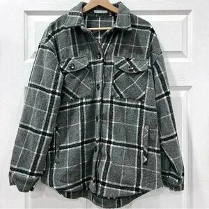 Staccato Women's Gray Plaid Button Up Shacket Size Medium
